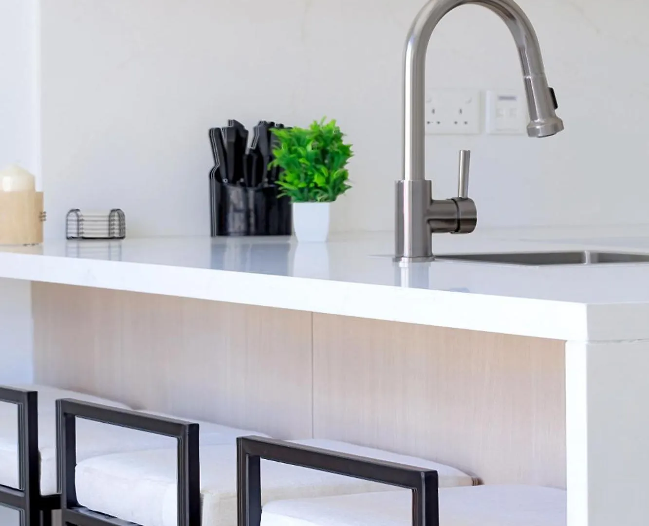 Stylish Apartment With Direct Access Marina Walk & Beach Sleeps4 Dubai 0*,